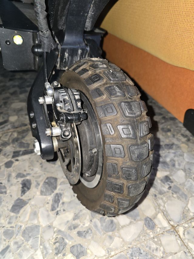 Patinete Eléctrico Janobike 2400W