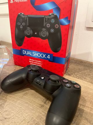 play Station 4 + Mandos Dualshock 4 Negro PS4