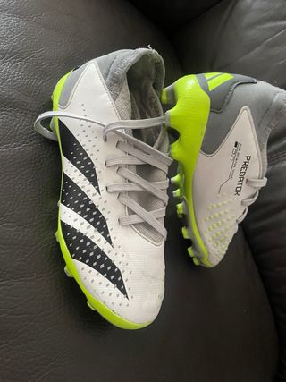 Botas de fútbol Adidas Predator niño