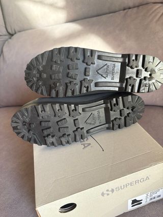 Botines Superga caña alta