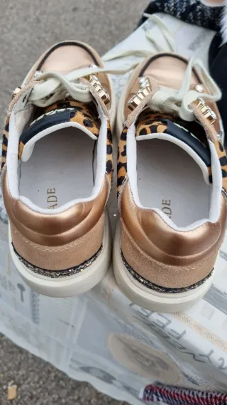Scarpe LeJadé donna oro con stampa leopardata