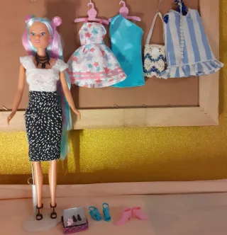 Bambola Steffy Love con vestiti