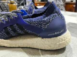 Adidas Ultra Boost Talla 39 queda tralla aun
