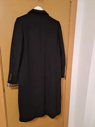 Abrigo largo negro nuevo, con etiqueta