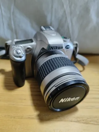 Nikon CR2X2 con sacca