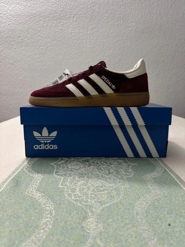 Adidas Handball Spezial Rojo T.40.5