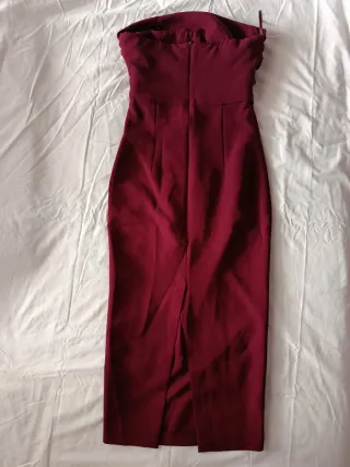 Vestido largo rojo sin tirantes