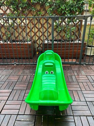 Dondolo coccodrillo verde