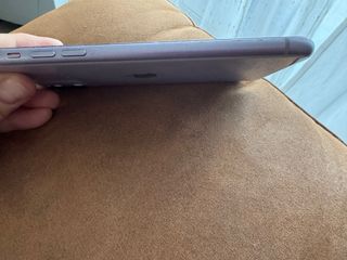 iPhone 11 Batería 75%