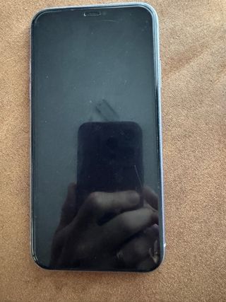 iPhone 11 Batería 75%