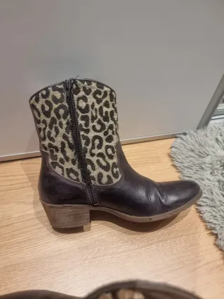 Botines cowboy Mustang animal print