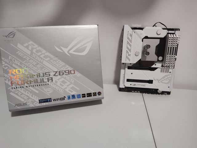 Placa Base ASUS ROG Maximus Z690 Formula
