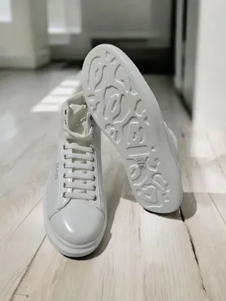 Zapatillas Guess Blancas