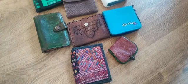 Lote de Carteras Variadas. 10€ todas