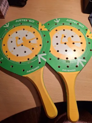 Palas de playa Artengo + Frisbee