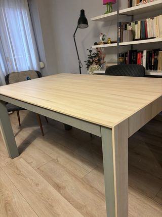 Mesa Comedor color Haya/gris/ve extensible La Oca