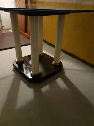 Mesa cristal grueso metal negro y transparente