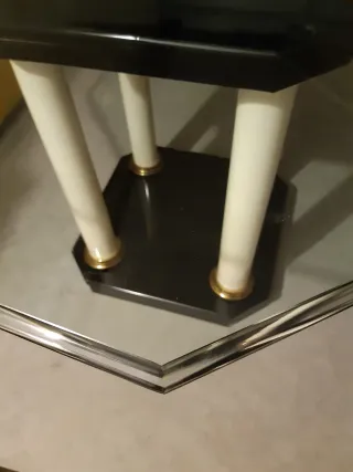 Mesa cristal grueso metal negro y transparente