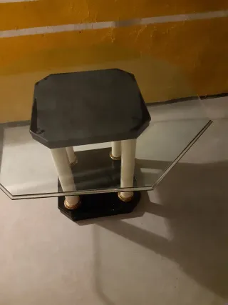 Mesa cristal grueso metal negro y transparente