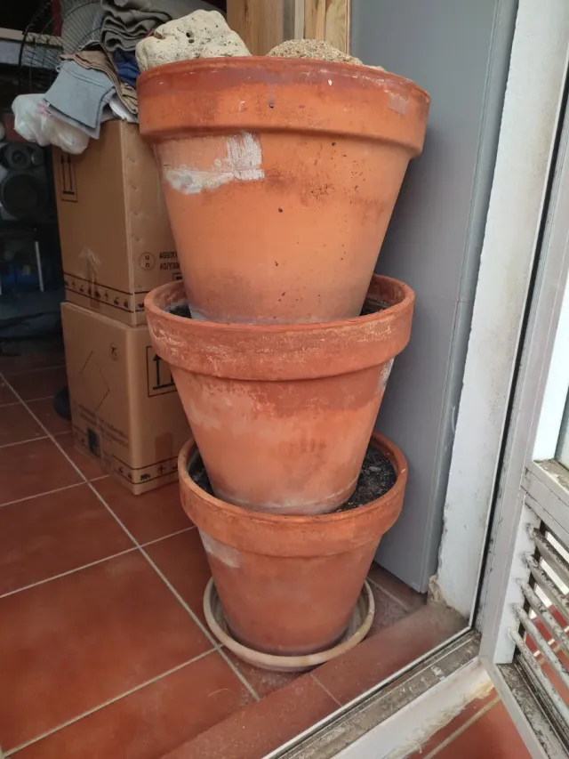 Macetas de barro grandes (3 unidades)