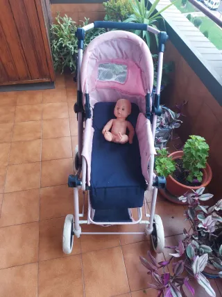 Silla de muñecas rosa y azul