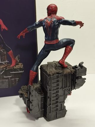 Statua Spider-Man 23cm
