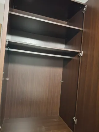 Armario de madera - wardrobes