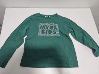 Ropa marca niño 7-8 años, 8 piezas.