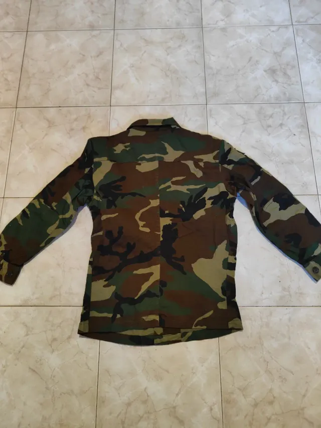 Giacca militare mimetica