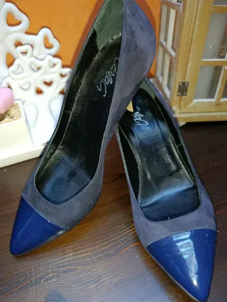 Scarpe Nuove décolleté Carla G. blu in camoscio