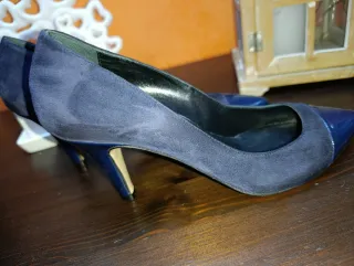 Scarpe Nuove décolleté Carla G. blu in camoscio