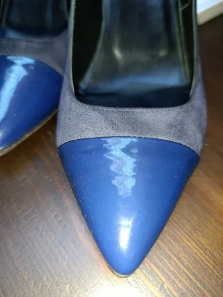 Scarpe Nuove décolleté Carla G. blu in camoscio