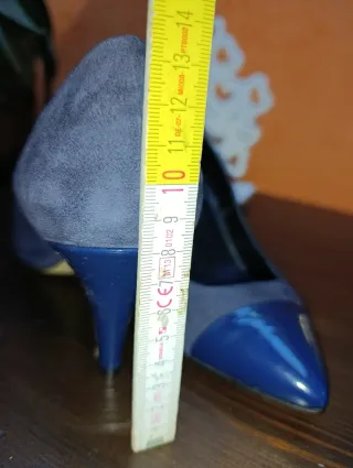 Scarpe Nuove décolleté Carla G. blu in camoscio