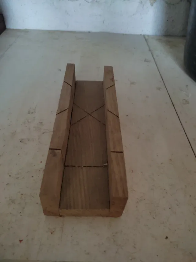 Sega manuale per legno