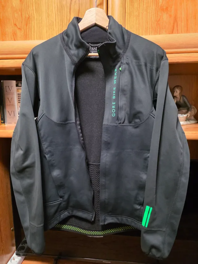 Chaqueta Ciclismo Invierno Gore Bike Wear.