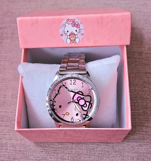 Relojes Hello Kitty y Mickey Mouse