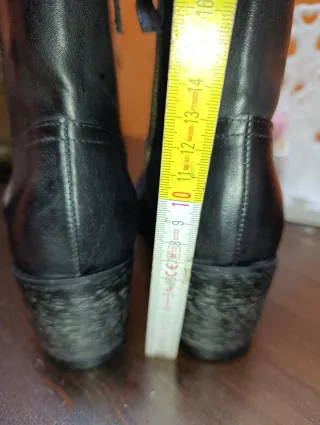 Stivaletti pelle e cuoio Carla G. Donna Neri Nuovi