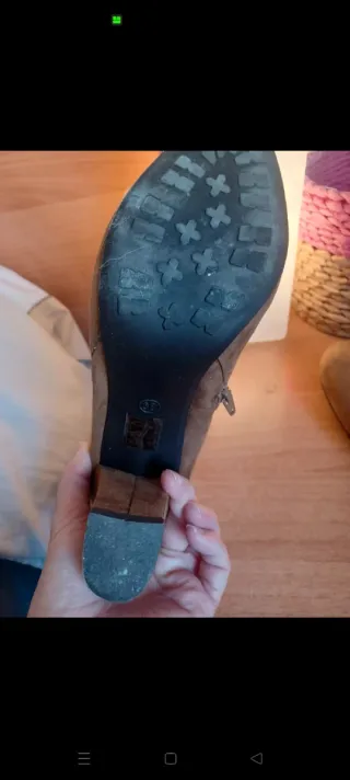 Botines tacón cremallera beige talla 37