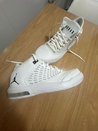 Zapatillas Jordan Blancas Originales