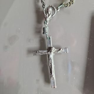 Rosario antiguo con estuche de piel