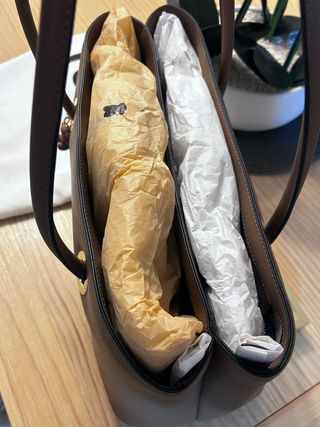 Bolso Tous mano u hombro color topo a estrenar