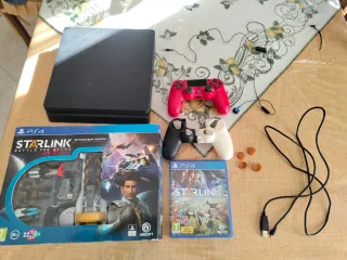 PS4 Slim + Starlink + 2 Controller