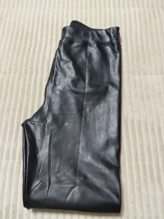 Mallas de cuero negras