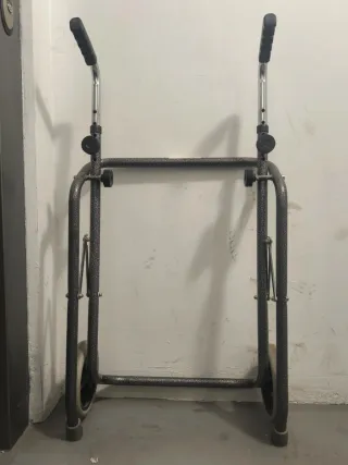 Andador para personas mayores