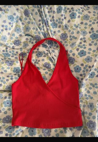 Top halter rojo escote