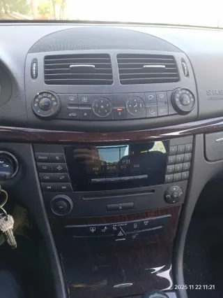 Mercedes-Benz Clase E 2005