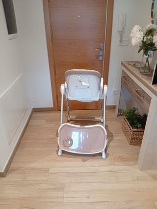 Trona bebé Show Chester 2.0 Beige