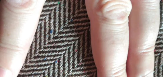 Tela de espiga para confeccion con toques de color