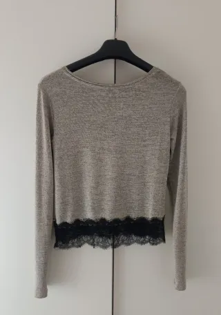 Blusa con encaje