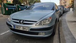 Peugeot 607 2001